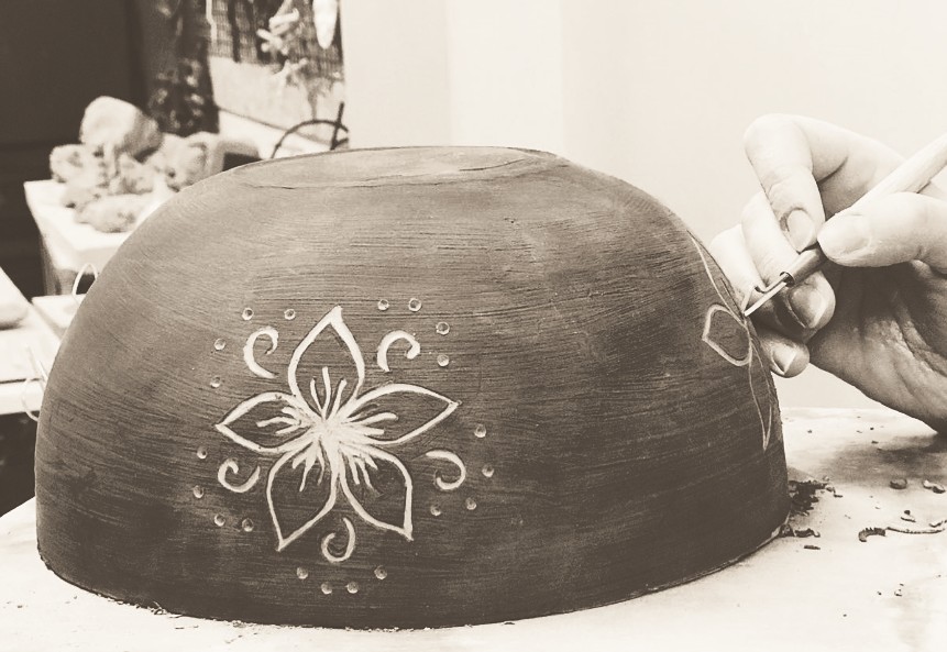 Carving a flower bowl
